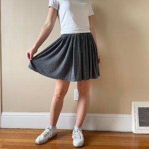 Brandy Melville gray flowy skater mini skirt